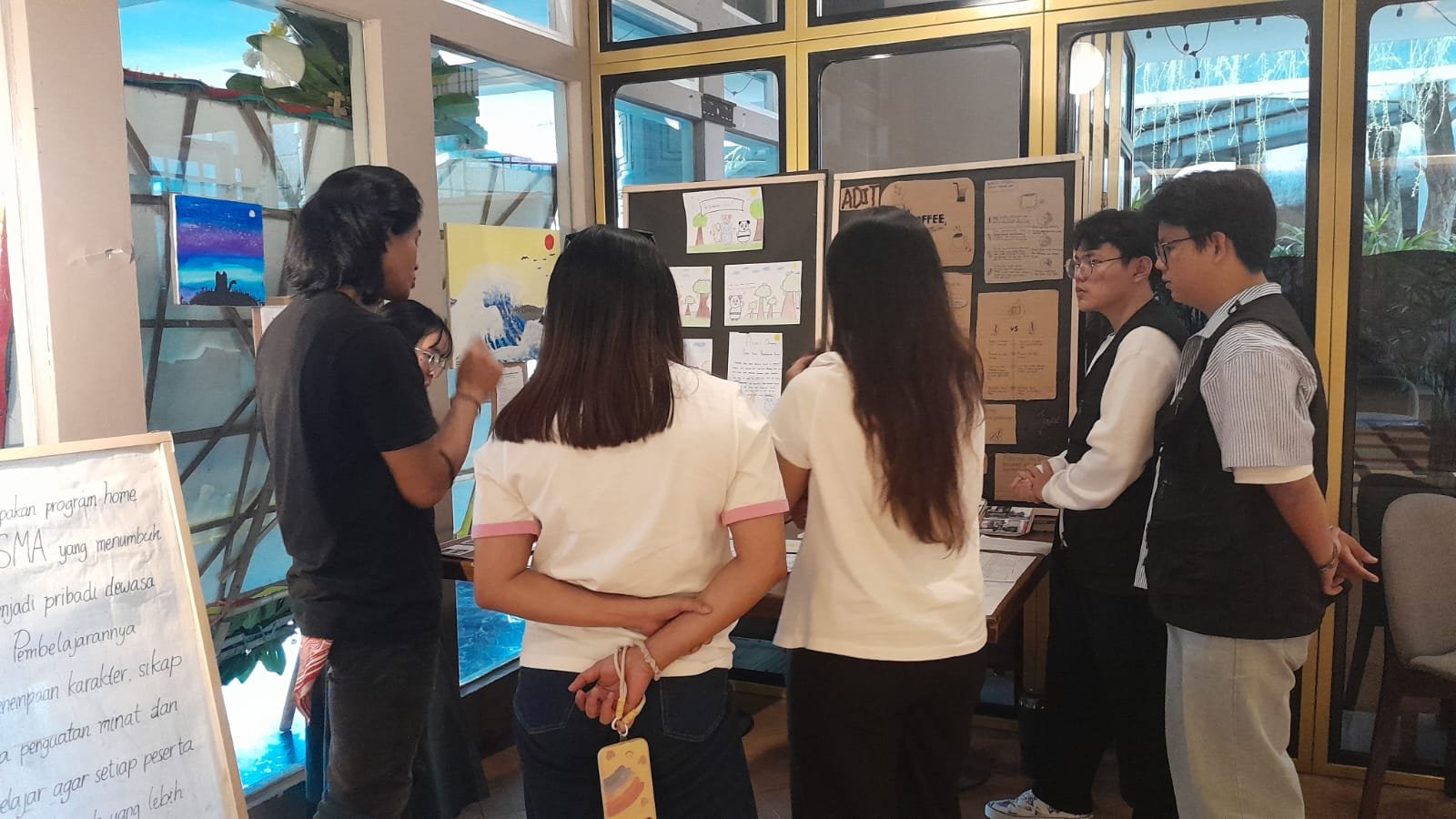 Pameran Karya & Berbagi Kisah: “Langkah Diri, Langkah Juang”